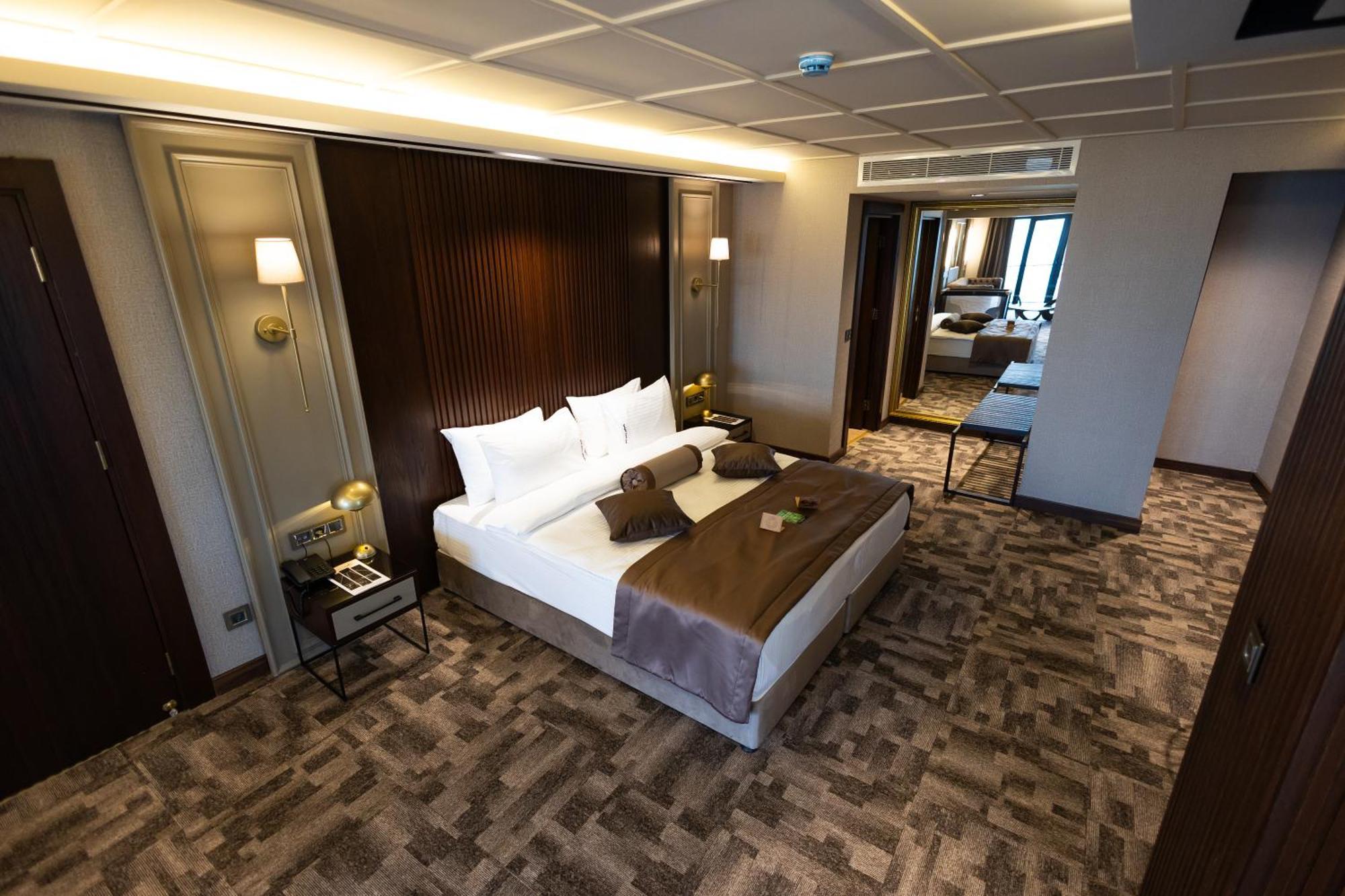 Tonight Hotel Port Istanbul Exterior photo